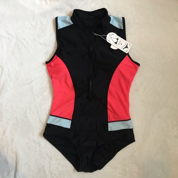 Color Block - Picture 4 of 5